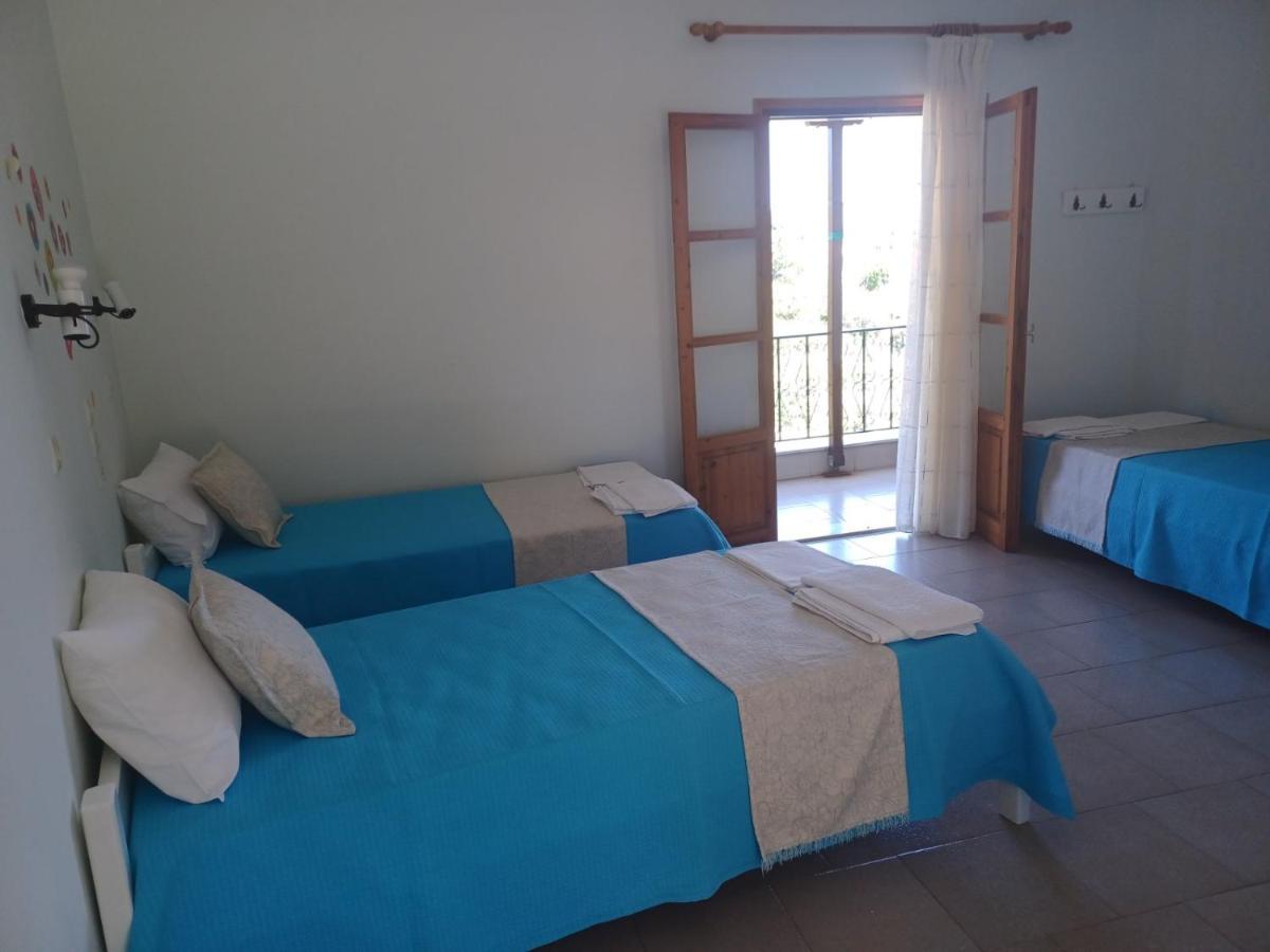 Pension Anna Patitírion Habitación foto